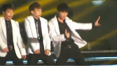 EXO-M,EXO - 上瘾 & 咆哮