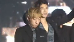 郑允浩,东方神起 - Keep Your Head Down