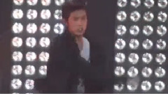 郑允浩,东方神起 - Rising Sun