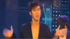 东方神起 - Hey