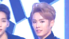 UNIQ - Falling in love - MBC Show Champion 现场版 14/10/29
