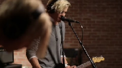 R5 - Stay With Me