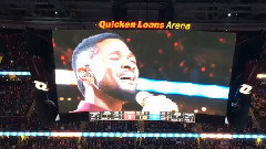 Usher - Usher唱响克里夫兰骑士队揭幕战国歌
