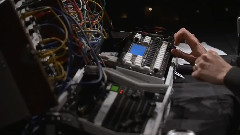 欧美群星,音乐短片 - Simian Mobile Disco