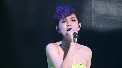 S.H.E - 爱呢