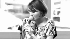 Emma Longard - I Can't Handle Love