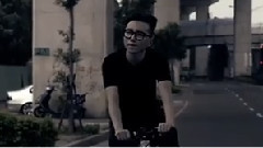 谎言留声机 - 脑内飞
