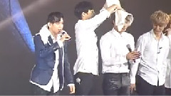 EXO - 伯贤 & KAI冰桶挑战