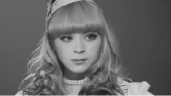 GARNIDELIA - Grilletto