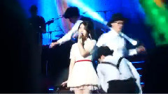 IU - 粉红色高跟鞋