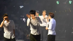 EXO - Lucky - 桃鹿打闹