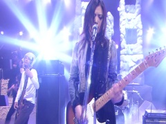 YUI - Love & Truth