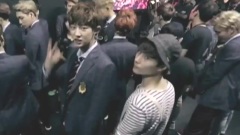 EXO,EXO-M,EXO-K,张艺兴(EXO) - 后台 & Wolf & 365 & Growl