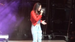 Victoria Justice - Gold