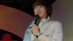 2PM - NichKhun Changmai Airport Showcase