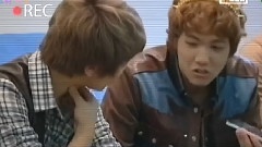 FTISLAND,李洪基(FTISLAND) - TVN Enews E1499 Interview Bot