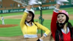 Crayon Pop,模仿翻唱 - Bar Bar Bar