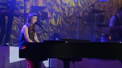 Sara Bareilles - Chasing The Sun