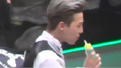 BigBang,G-Dragon(BigBang) - BIGBANG横滨FM 吸奶嘴大赛