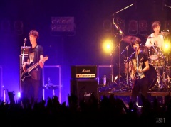 CNBLUE - Coffee Shop