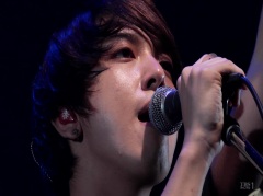 CNBLUE - Robot