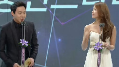 朴有天 - SBS演技大赏 朴有天&郑柔美颁奖 Cut
