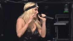 Kesha - Your Love Is My Drug