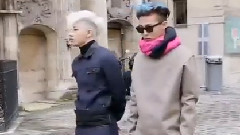 G-Dragon(BigBang),太阳(Bigbang) - Gentleman Log In Paris Fashion Week