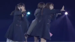 乃木坂46 - 私,起きる.