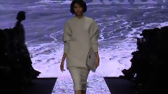 Fashion Show - Max Mara Fall Winter 2015-2016
