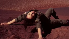 Tinashe - Bated Breath