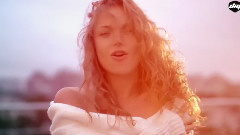 Bravve - Surrounded By Love