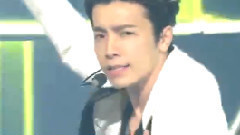 Super Junior-D&E - The Beat Goes On & 不要痛 - KBS 音乐银行 现场版 15/03/06