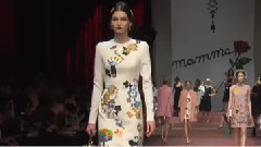 Fashion Show - Dolce & Gabbana Fall Winter 2015-2016
