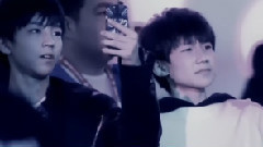 TFBOYS - 江苏跨年台下
