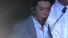 Super Junior,东海(Super Junior) - Mr Simple (Donghae Back Head Hit By Heechul Hand)