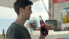 音乐短片 - Happiest Bottle - Generous World