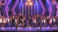 Johnnys Jr. - フィーバーとフューチャー