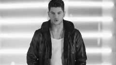 MIKE - Piretos