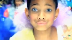 Britney Spears - I Whip My Hairs Lucky