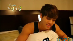 SHINee - 美好的一天之参观宾馆宿舍