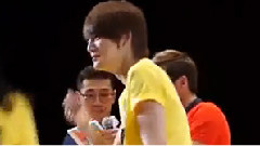 J.Y.J - NII & JYJ FM 新闻视频