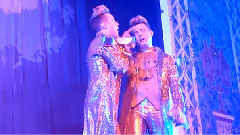 Jedward - Jedward把Belle藏到了城堡