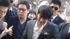 JUNJIN - 小JIN抵达世纪剧院 饭拍版 13/02/23