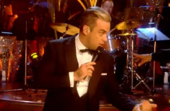 Robbie Williams - Puttin' On The Ritz
