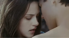 Kristen Stewart - Love Me