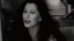 Cher - Walking In Memphis