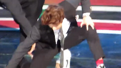 EXO - 狼与美女 WOLF