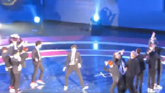EXO,EXO-M,EXO-K - Wolf