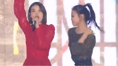 IU - 粉红色高跟鞋